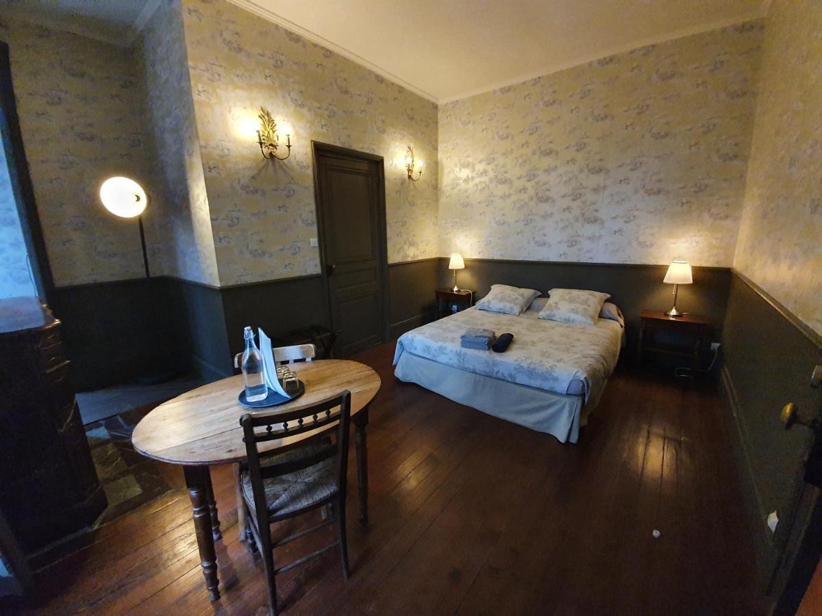 Chateau De Bonnevaux 4* Villeneuve-de-Marc